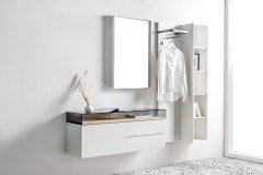 Kaya von Sudbrock - Garderobe in Cosmos-schwarz/ Eiche milk