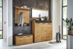 Levio-Foyer von Voss - Garderobe in Balkeneiche/ Lack schwarz matt